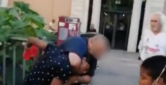 Vicenza, “Aggrediti dalla polizia razzista”