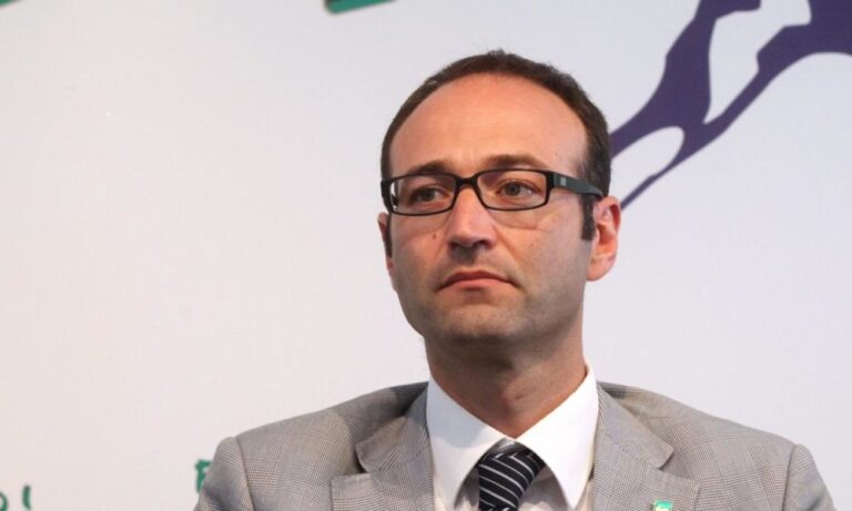 Covid-19 – Caner (turismo) chiede tempi rapidi dei nuovi ristori per sci, bar e ristoranti
