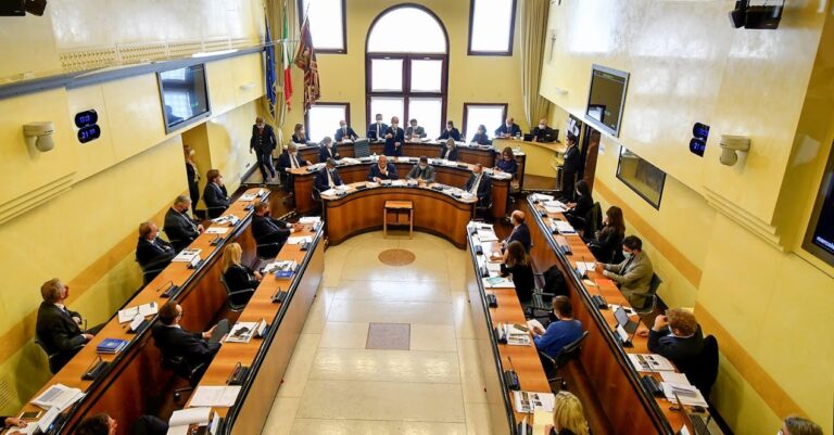 Consiglio Veneto – Respinta la Mozione di riserve nei confronti di “Faccetta nera” Donazzan
