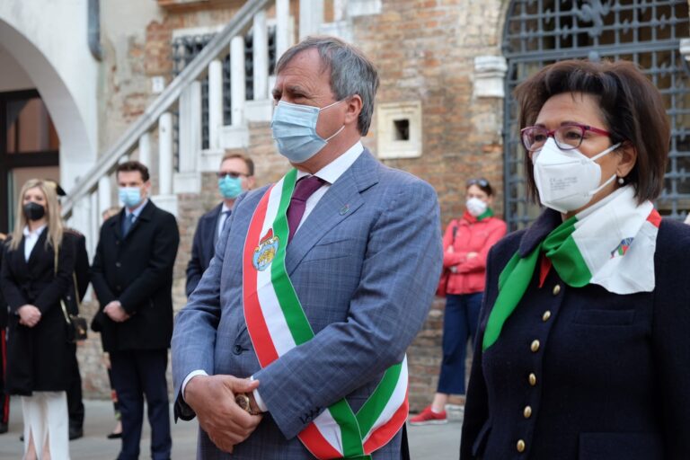 LIBERAZIONE e SAN MARCO a Venezia – Brugnaro: “Lo spirito e il coraggio della Resistenza per uscire dalla pandemia!” [VIDEO]